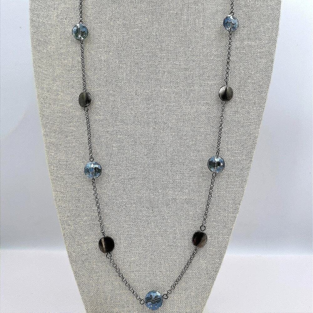 Vintage 80s Silver Tone Station Necklace Faceted Blue Beaded Classic Jewelry